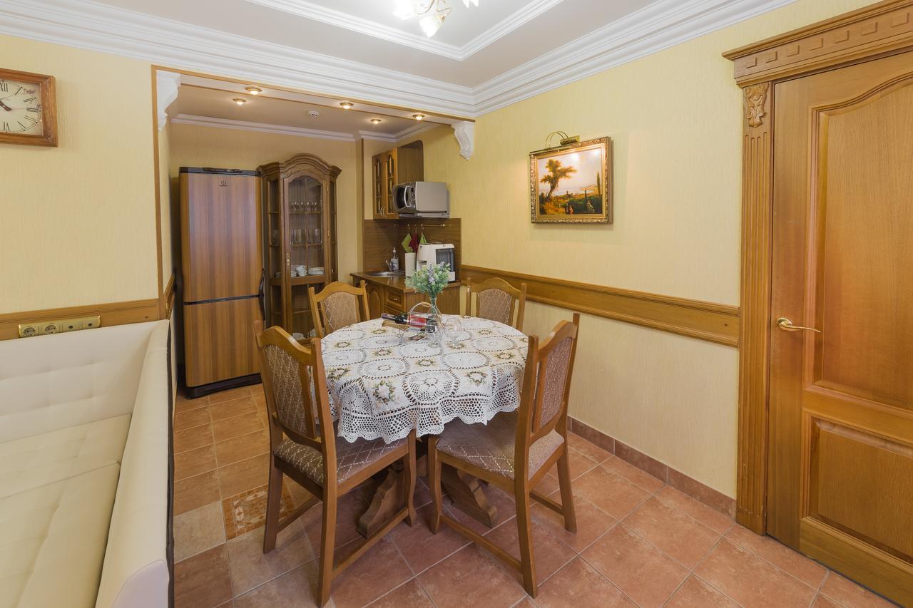 Paradise Hotel Gomel Exterior photo